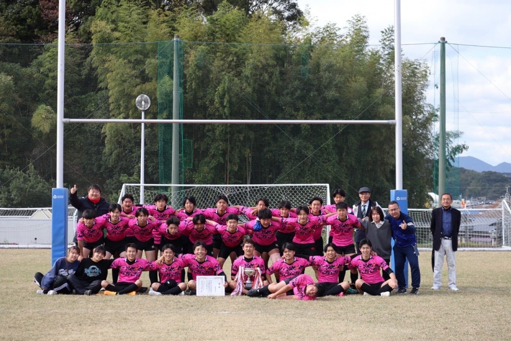 第60回九州沖縄地区高専体育大会ラグビーフットボール競技において、 ラグビー部が5年連続の優勝を果たしました。
